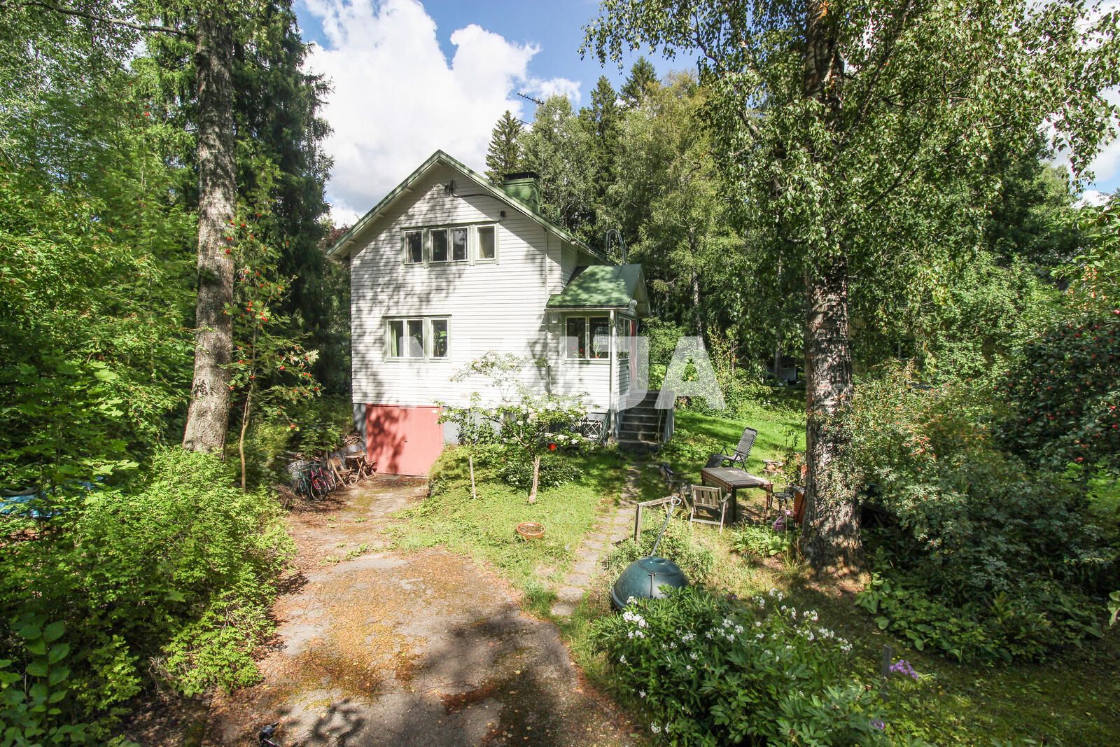 Einfamilienhaus zum Kauf 237.000 € 5 Zimmer 96 m²<br/>Wohnfläche 1.102 m²<br/>Grundstück Viestitie 21 Helsinki 00370