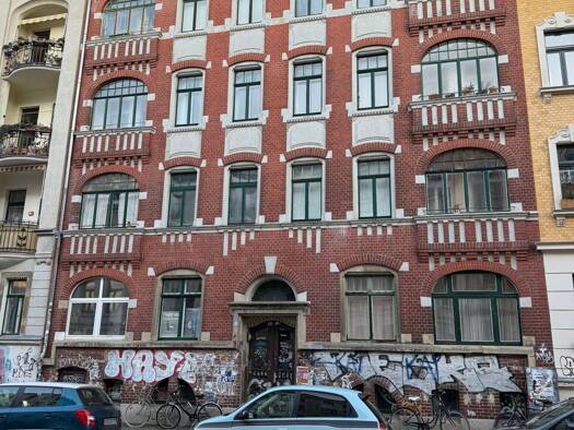 Mehrfamilienhaus zum Kauf als Kapitalanlage geeignet 850.000 € 590 m² 290 m² Grundstück Connewitz Leipzig 04277