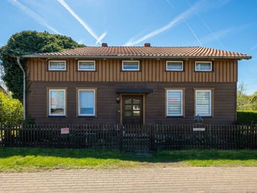 Einfamilienhaus zum Kauf 109.000 € 8 Zimmer 100 m² 611 m² Grundstück Abbenrode Nordharz 38871
