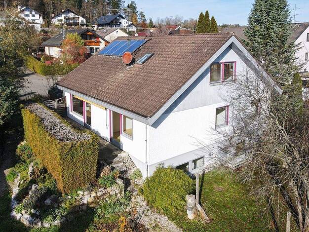 Einfamilienhaus zum Kauf 330.000 € 7,5 Zimmer 190,9 m² 635 m² Grundstück Gammertingen 72501