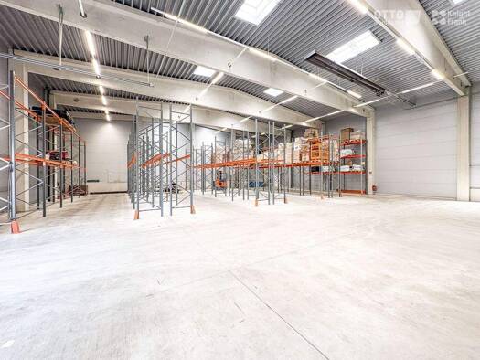 Lagerhalle zur Miete 8,90 € 617 m² Lagerfläche teilbar ab 950 m² Wien 1210