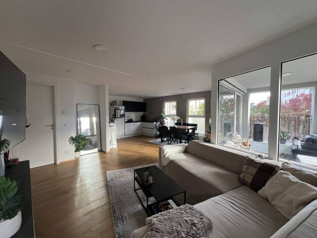 Wohnung zur Miete 1.515 € 3 Zimmer 91,6 m² 1. Geschoss frei ab 01.01.2026 Singen 78224