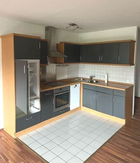 Wohnung zum Kauf provisionsfrei 240.000 € 2,5 Zimmer 63 m²<br/>Wohnfläche EG<br/>Geschoss ab sofort<br/>Verfügbarkeit Hardtstraße Blankenloch Stutensee 76297