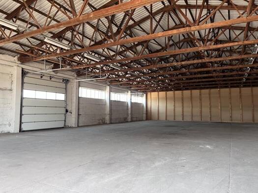 Lagerhalle zur Miete 770 m² Lagerfläche teilbar ab 770 m² Hohenwinden Erfurt 99087