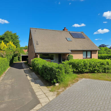 Einfamilienhaus zum Kauf 294.000 € 5 Zimmer 130 m² 1.053 m² Grundstück Bad Bederkesa Bad Bederkesa 27624