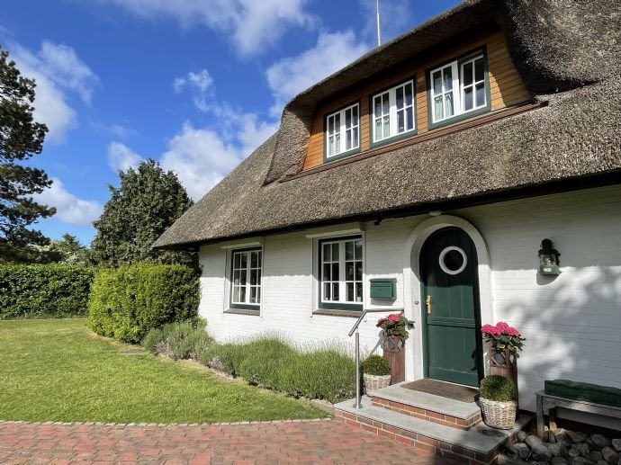 Einfamilienhaus zur Miete 2.500 € 6 Zimmer 131,5 m²<br/>Wohnfläche 1.085 m²<br/>Grundstück ab sofort<br/>Verfügbarkeit Pole Poppenspäler Weg Sankt Peter-Ording 25826