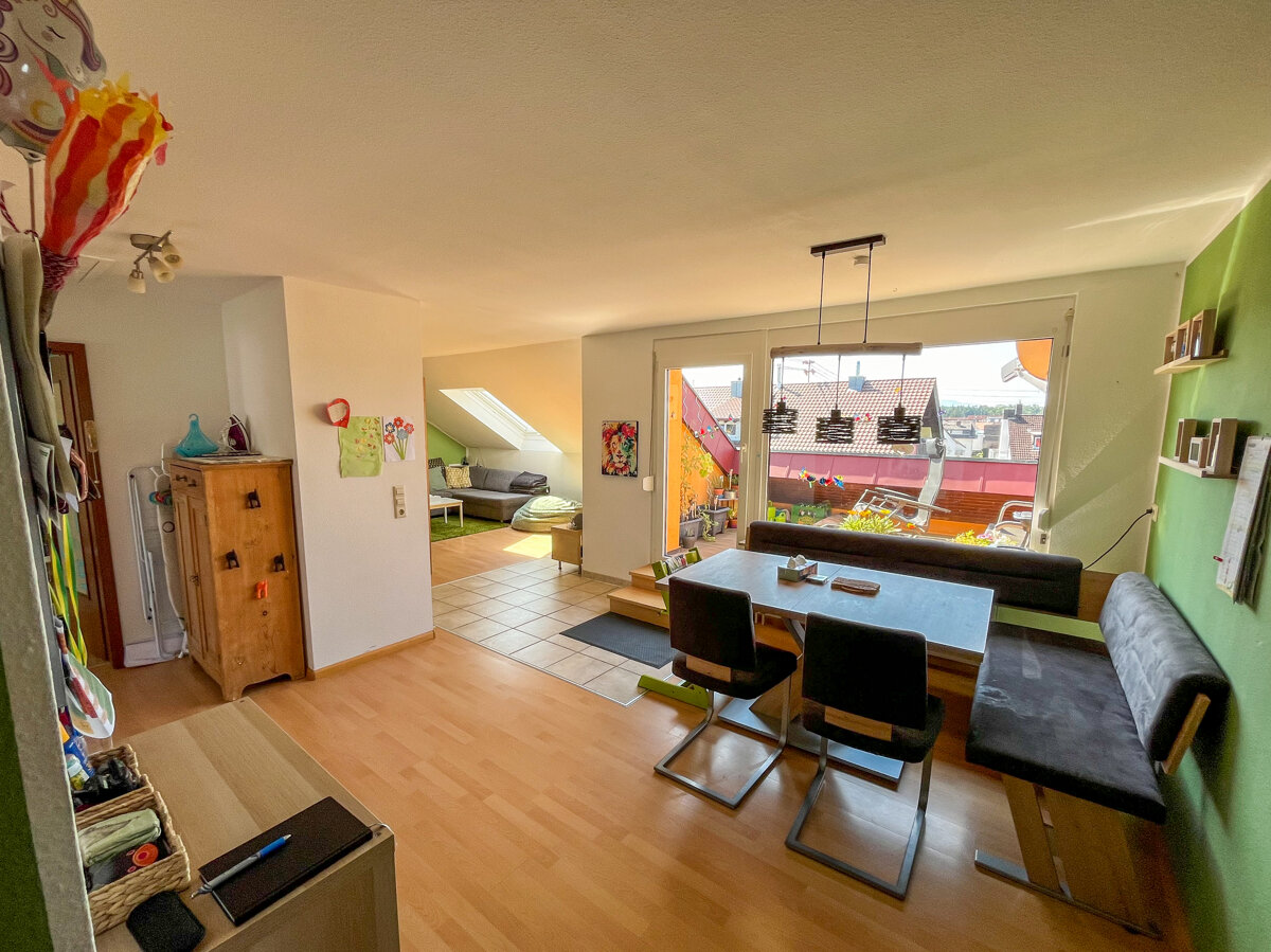 Wohnung zum Kauf 380.000 € 4 Zimmer 110 m²<br/>Wohnfläche 3.<br/>Geschoss Hochdorf Freiburg im Breisgau / Hochdorf 79108