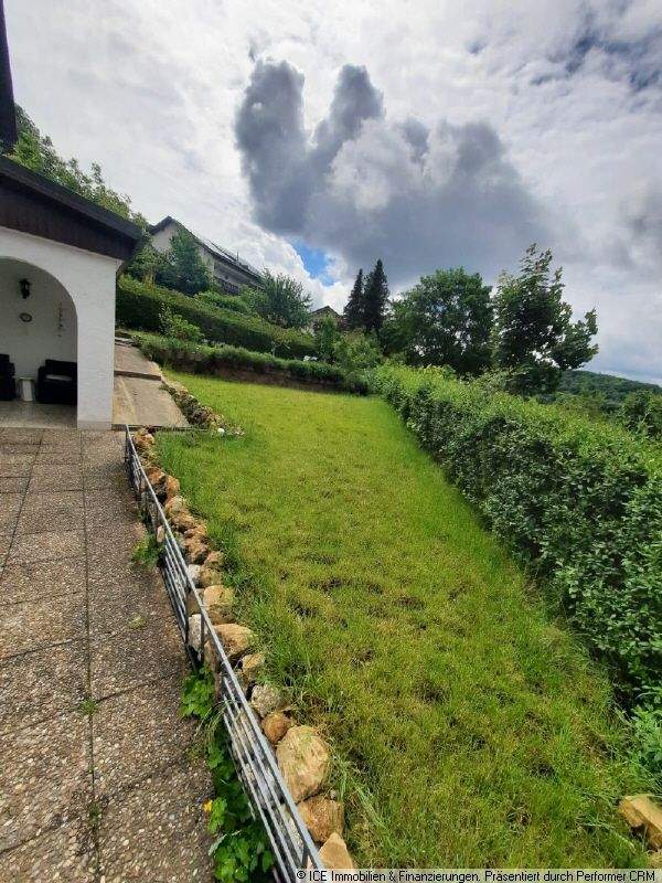 Immobilie in Wellheim - 3 Generationen - Haus mit großen Grundstück und mit Blick auf Felder und Wiesen - Bild 4