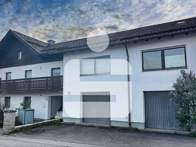 Einfamilienhaus zum Kauf 289.000 € 8 Zimmer 203,4 m² 1.592 m² Grundstück frei ab sofort Salzweg 94121