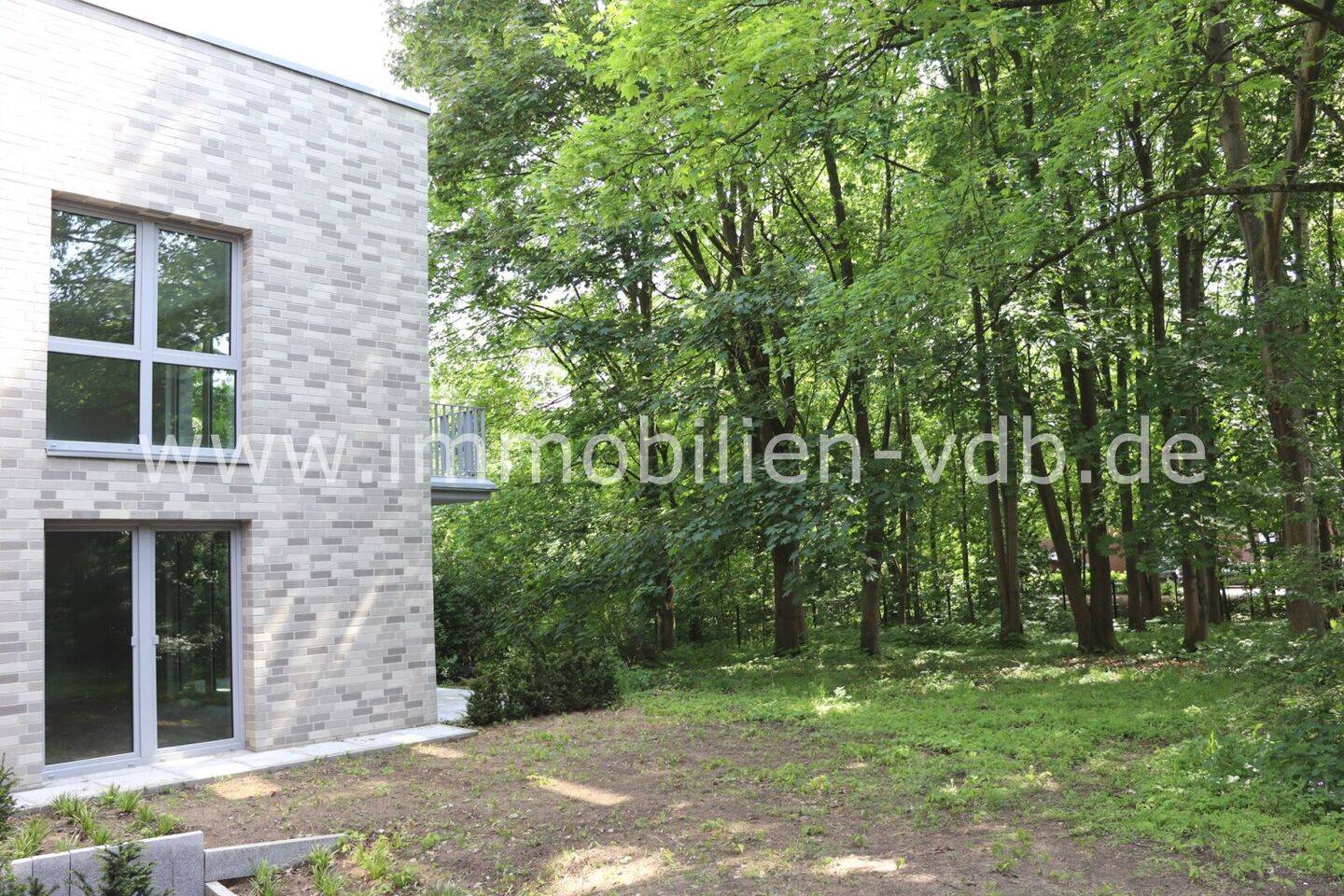 Property thumbnail 6