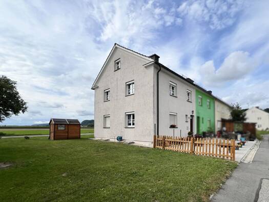 Reihenendhaus zum Kauf 310.000 € 4 Zimmer 101 m² 422 m² Grundstück Hofschallern Stammham 84533