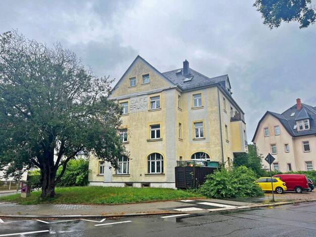 Wohnung zum Kauf 115.000 € 4 Zimmer 94,6 m² 2. Geschoss Limbach-Oberfrohna 09212