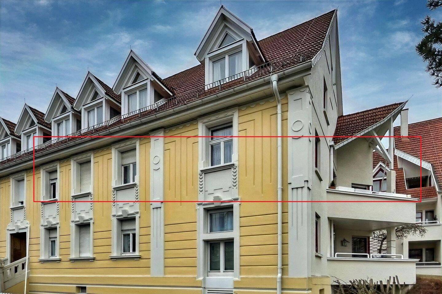 Immobilie in Trossingen - REDUZIERT: Vermietete 4,5-Zimmer-Wohnung mit Balkon und Tiefgarage in Trossingen - Bild 2