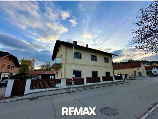 Einfamilienhaus zum Kauf 1.390.000 € 16 Zimmer 554 m² 868 m² Grundstück Berndorf 2560