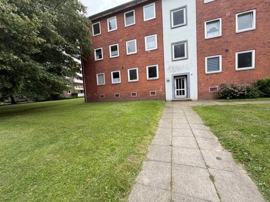 Wohnung zur Miete 351 € 2 Zimmer 45,1 m² 2. Geschoss frei ab sofort Mozartstraße 12 Schleswig 24837