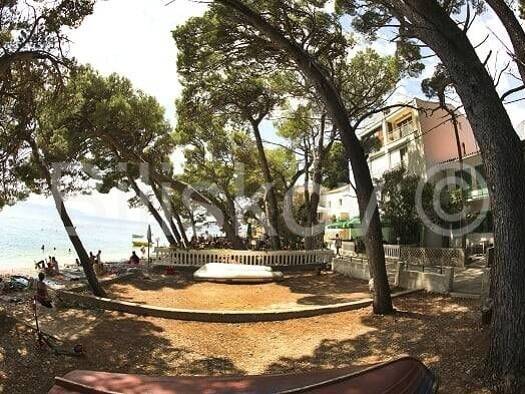 Haus zum Kauf 1.800.000 € 15 Zimmer 533 m² Makarska
