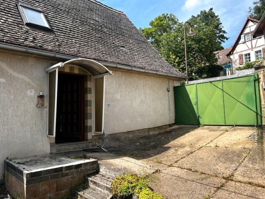 Einfamilienhaus zum Kauf 59.000 € 5 Zimmer 130 m²<br/>Wohnfläche Burgheßler Burgheßler 06647