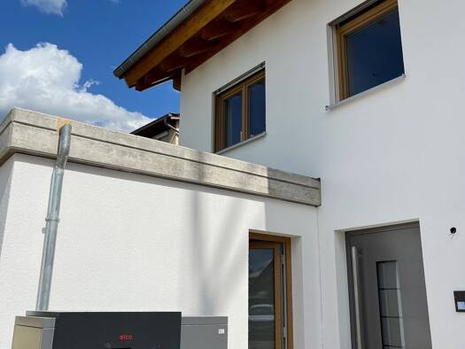 Doppelhaushälfte zur Miete 2.150 € 5 Zimmer 128,6 m² frei ab 01.10.2026 Steißlingen 78256