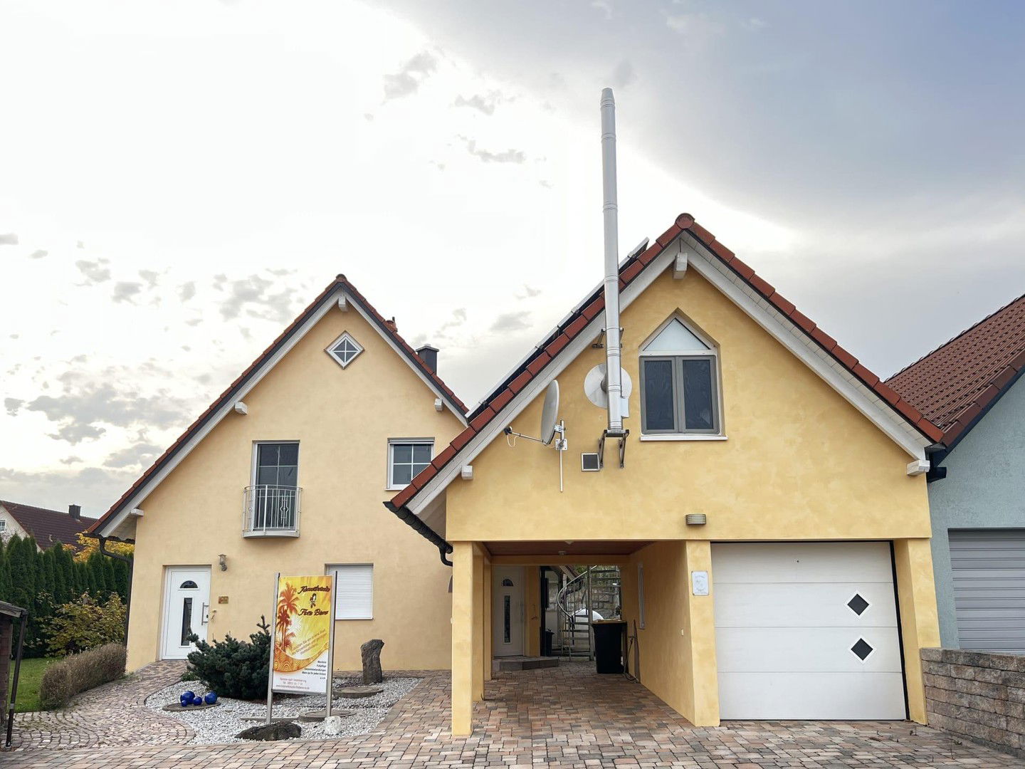 Einfamilienhaus zum Kauf provisionsfrei 549.000 € 6 Zimmer 192 m²<br/>Wohnfläche 709 m²<br/>Grundstück Burghaslach Burghaslach 96152