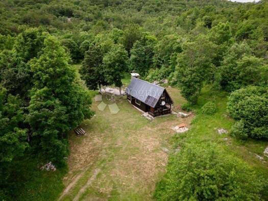 Haus zum Kauf 210.000 € 2 Zimmer 56 m² Baske Ostarije, Karlobag Karlobag
