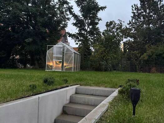 Doppelhaushälfte zur Miete 1.300 € 5 Zimmer 115 m² 384 m² Grundstück frei ab 01.01.2026 Friedrich-Ebert-Straße 72 Leuna 06237