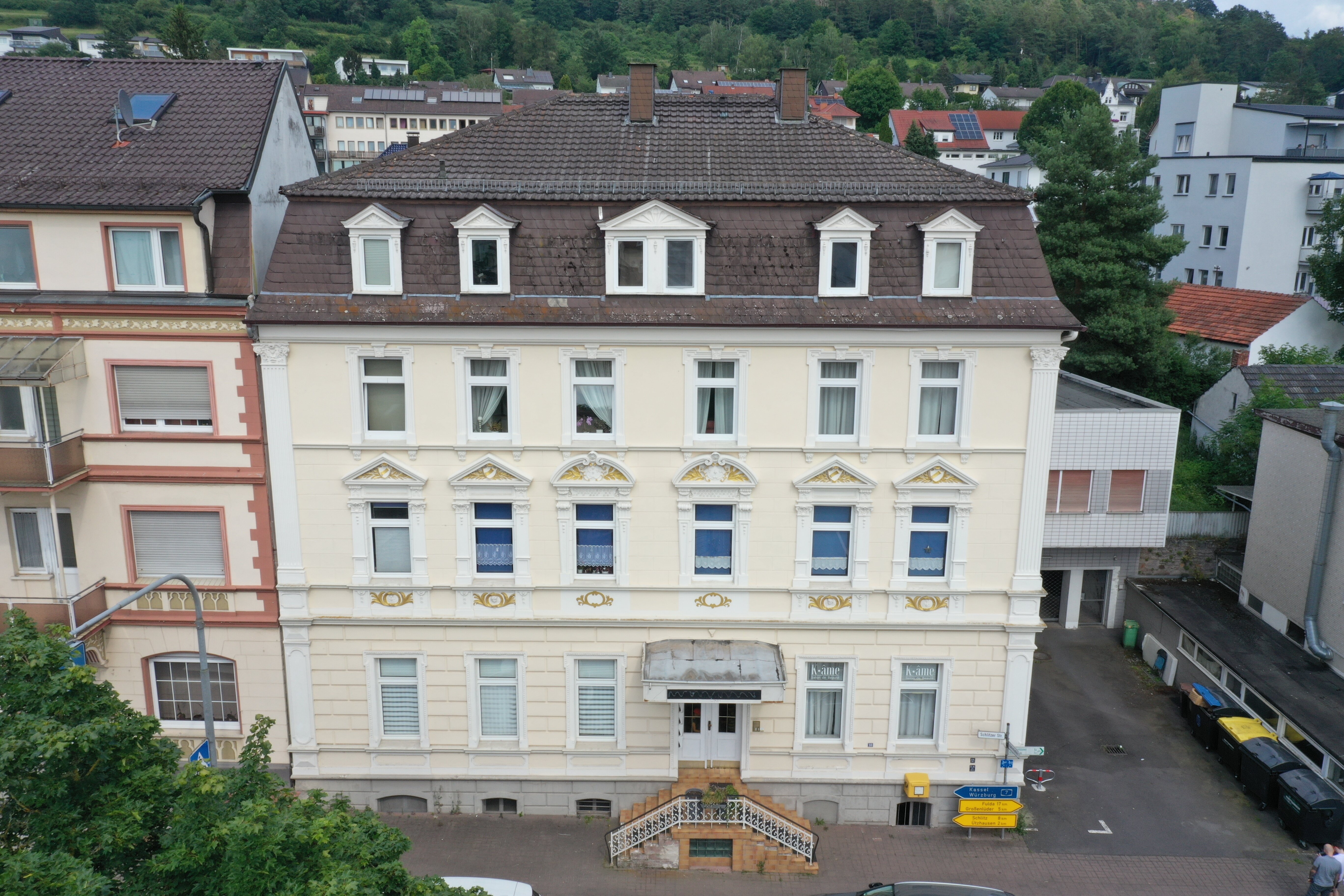 Wohnung zum Kauf 259.000 € 4 Zimmer 150 m²<br/>Wohnfläche 1.<br/>Geschoss ab sofort<br/>Verfügbarkeit Bad Salzschlirf 36364