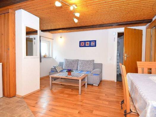 Wohnung zur Miete Wohnen auf Zeit 670 € 2 Zimmer 46 m² frei ab 01.04.2026 Blansingen Efringen-Kirchen Blansingen 79588