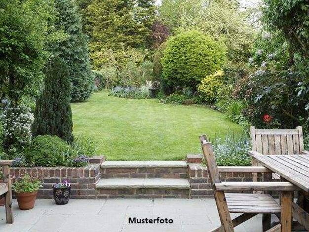 Haus zum Kauf 78.000 € 6.250 m² Grundstück Langebrück Dresden 01465