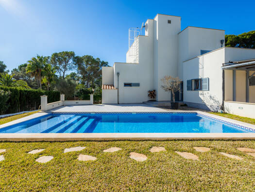 Villa zum Kauf - Erstbezug provisionsfrei 1.450.000 € 4 Zimmer 230 m² 960 m² Grundstück frei ab sofort Porto