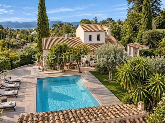 Haus zum Kauf 2.350.000 € 213 m² 2.580 m² Grundstück Petit Juas Cannes 06400