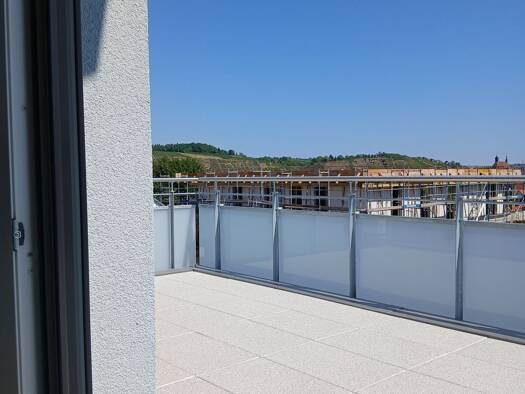 Wohnung zur Miete - Erstbezug 990 € 2,5 Zimmer 57,7 m² Geschoss 3/4 frei ab 01.10.2026 Besigheim Besigheim 74354