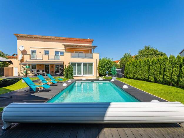 Villa zum Kauf 1.775.000 € 6 Zimmer 291 m² 693 m² Grundstück frei ab 01.11.2025 Büchenbach Erlangen 91056