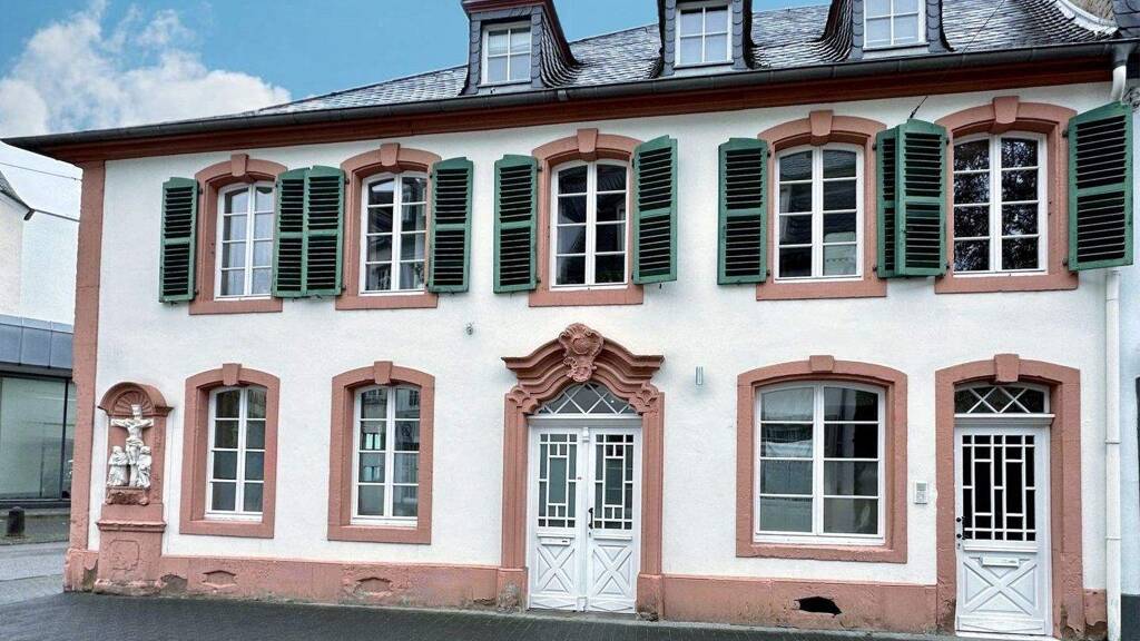 Mehrfamilienhaus zum Kauf 1.199.999 € 11 Zimmer 323,6 m² 291 m² Grundstück Innenstadt Trier 54290