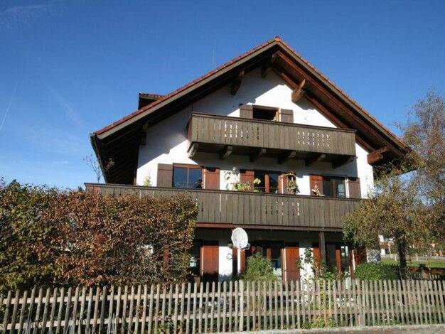 Wohnung zur Miete 720 € 2,5 Zimmer 72 m² 1. Geschoss Benediktbeuern 83671