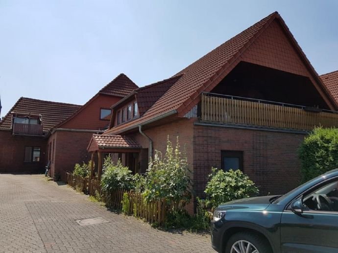 Mehrfamilienhaus zum Kauf 395.000 € 12 Zimmer 415 m²<br/>Wohnfläche 620 m²<br/>Grundstück ab sofort<br/>Verfügbarkeit in Suttorf 35 Suttorf Neustadt am Rübenberge 31535