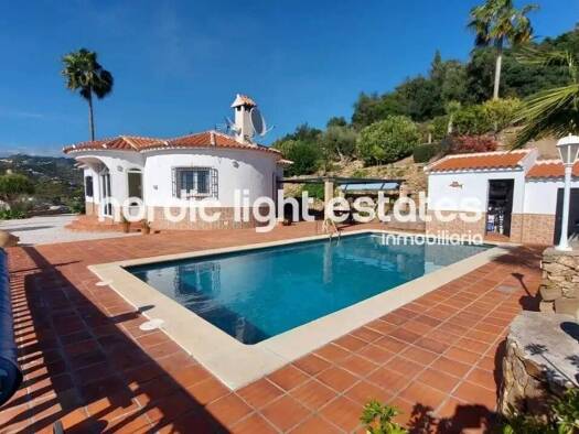 Chalet zum Kauf 670.000 € 5 Zimmer 143 m² Torrox 29770