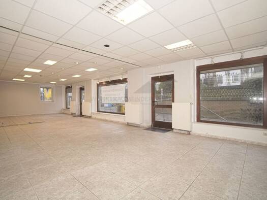 Verkaufsfläche zur Miete 470 € 1 Zimmer 94 m² Verkaufsfläche Untere Hauptstraße 10 Wittgensdorf Chemnitz 09228