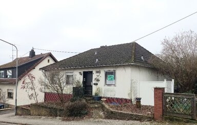 Bungalow zum Kauf 198.000 € 3 Zimmer 115 m² 611 m² Grundstück frei ab sofort Felsweg Spiesen Spiesen-Elversberg 66583