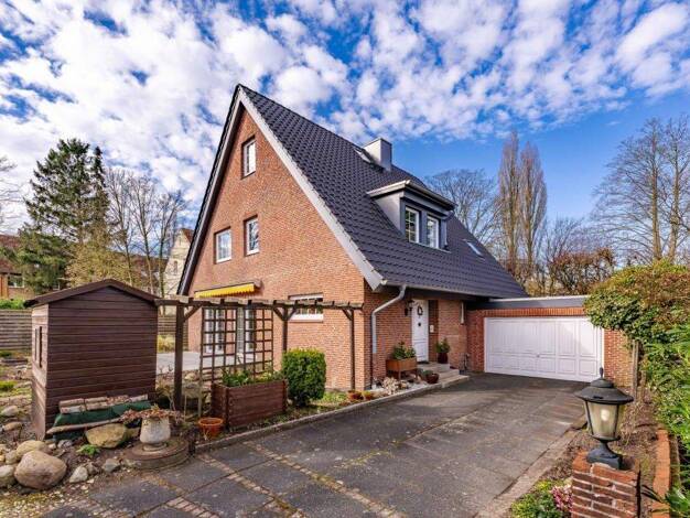 Einfamilienhaus zum Kauf 1.195.000 € 5 Zimmer 211 m² 542 m² Grundstück frei ab 01.05.2026 Iserbrook Hamburg 22589