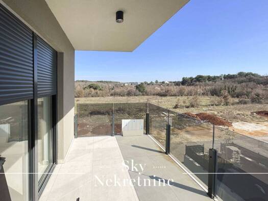 Wohnung zum Kauf 625.000 € 9 Zimmer 354,3 m² 2. Geschoss Poreč 52440