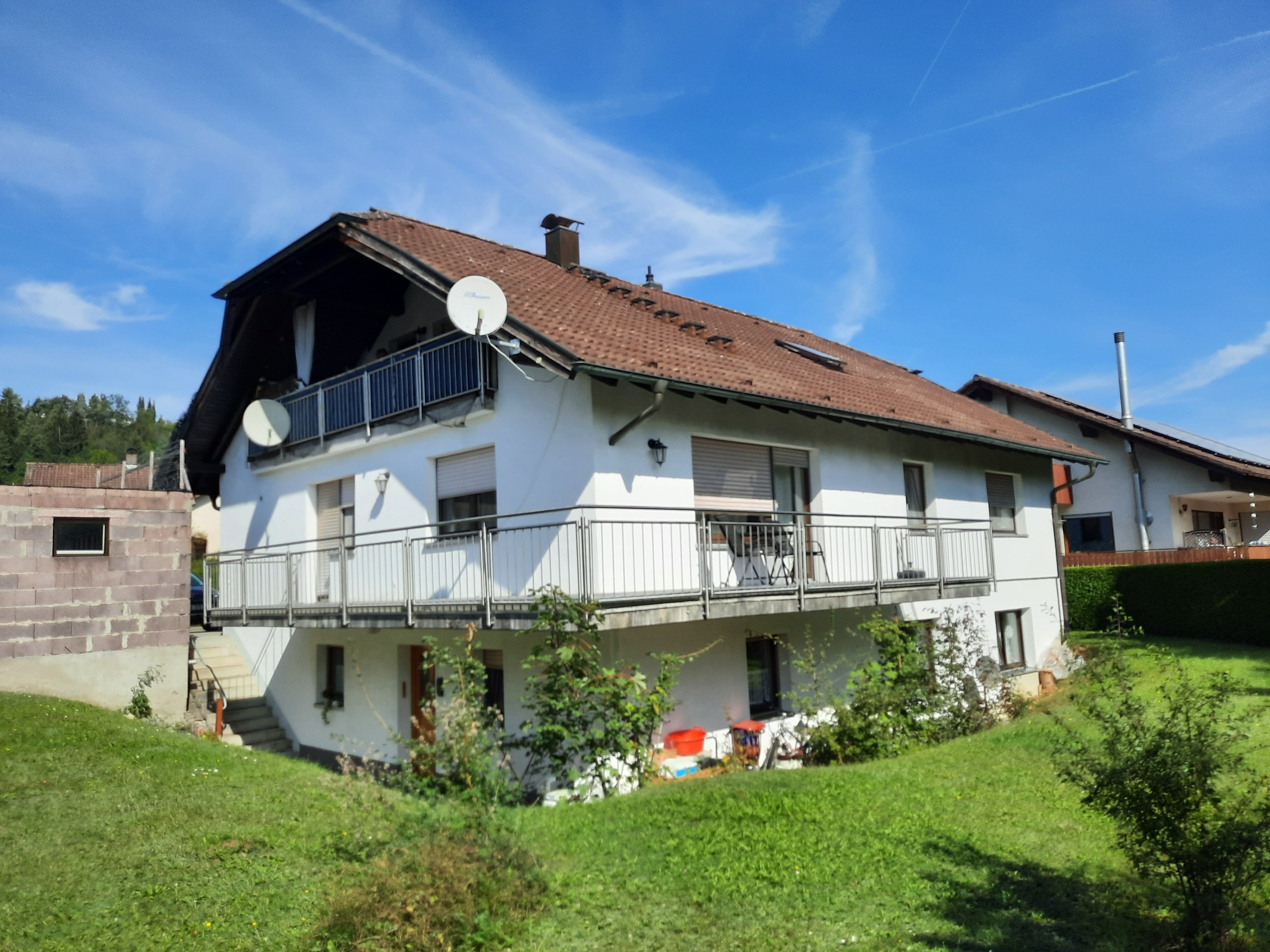 Mehrfamilienhaus zum Kauf provisionsfrei als Kapitalanlage geeignet 525.000 € 11 Zimmer 256 m²<br/>Wohnfläche 814 m²<br/>Grundstück Fridingen an der Donau 78567