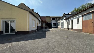 Mehrfamilienhaus zum Kauf 920.000 € 360 m² 1.685 m² Grundstück Bad Erlach 2822