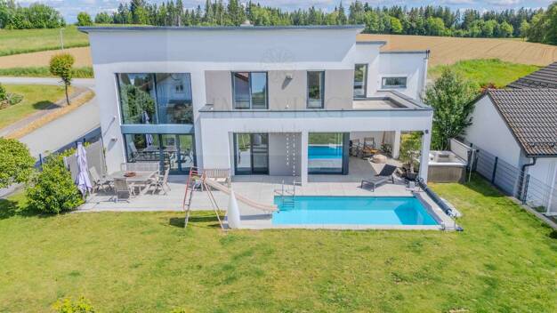 Einfamilienhaus zum Kauf 790.000 € 4 Zimmer 176 m² 735 m² Grundstück Prag Hutthurm 94116