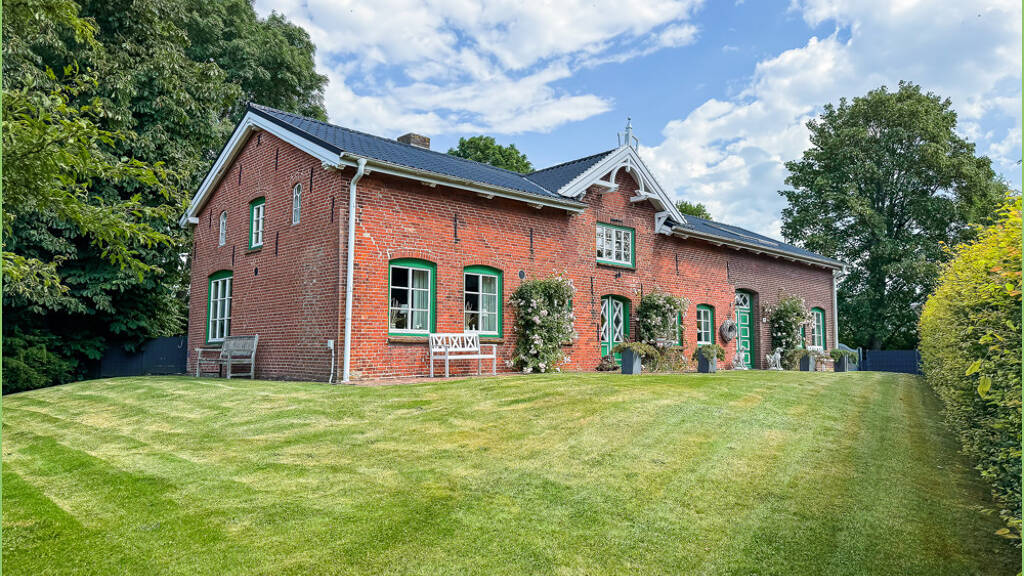 Einfamilienhaus zum Kauf 665.000 € 5 Zimmer 220 m² 1.789 m² Grundstück Garding 25836