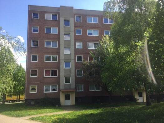 Wohnung zur Miete nur mit Wohnberechtigungsschein 462 € 3 Zimmer 64,3 m² 2. Geschoss frei ab 31.08.2026 Sanddornstraße 11 Gorbitz-Nord/Neu-Omsewitz Ortsamtsbereich Cotta 01169