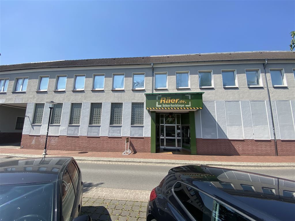 Lagerhalle zum Kauf 899.000 € 3.900 m²<br/>Lagerfläche Nordstadt Hildesheim 31137