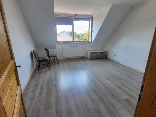 Wohnung zum Kauf als Kapitalanlage geeignet 175.990 € 2,5 Zimmer 67 m² Industriestr. 3b Bergtheim 97241