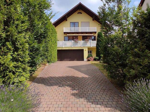 Einfamilienhaus zum Kauf provisionsfrei 300.000 € 5,5 Zimmer 156 m² 984 m² Grundstück Forstwolfersdorf Harth-Pöllnitz, OT Forstwolfersdorf 07570