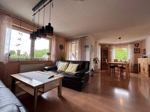 Wohnung zum Kauf 310.000 € 4 Zimmer 100 m² 2. Geschoss Hilzingen 78247