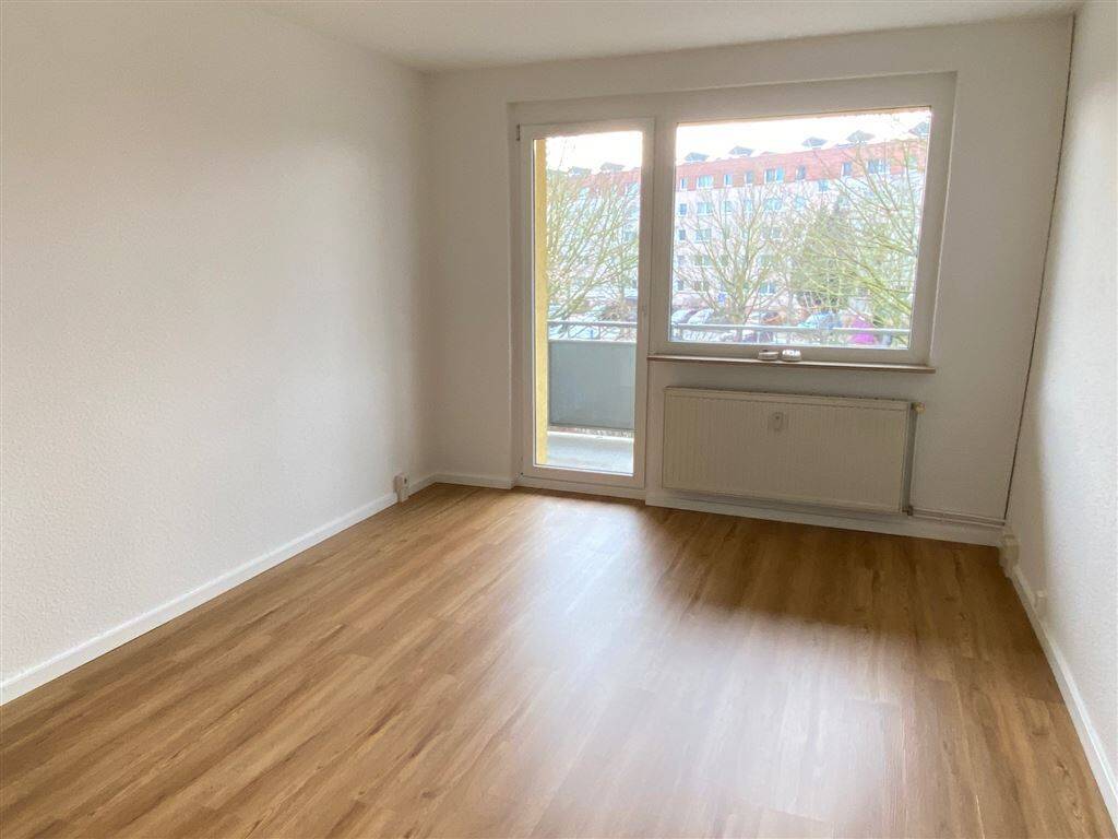 Wohnung zur Miete 413 € 2,5 Zimmer 59 m²<br/>Wohnfläche 1.<br/>Geschoss 01.03.2025<br/>Verfügbarkeit Gorkiweg 18 Südstadt Güstrow 18273